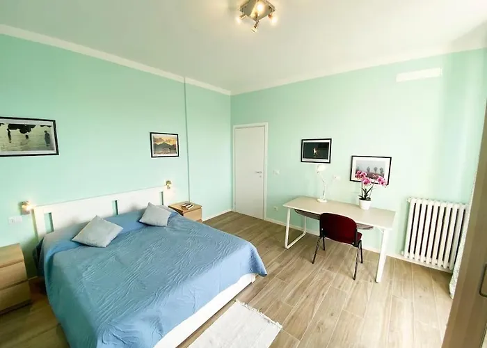 Vicino Parco Ducale Apartmán *